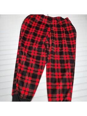 Jammies for Your Families Cozy Red and Black Plaid Women's Pajama Pants, Size 3X